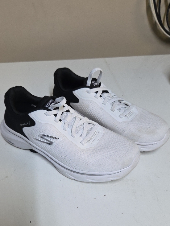 Skechers Shoes - Sz 5.5 Skechers Gowalk 7 White and Black Slip-On Lace Athletic Shoes